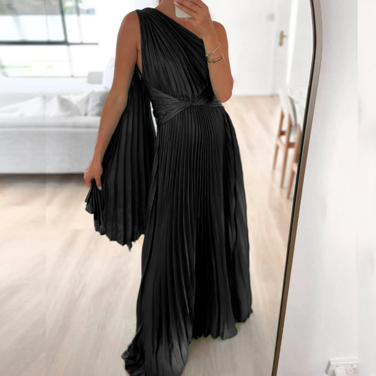 Sexy One Shoulder Pleated Dress